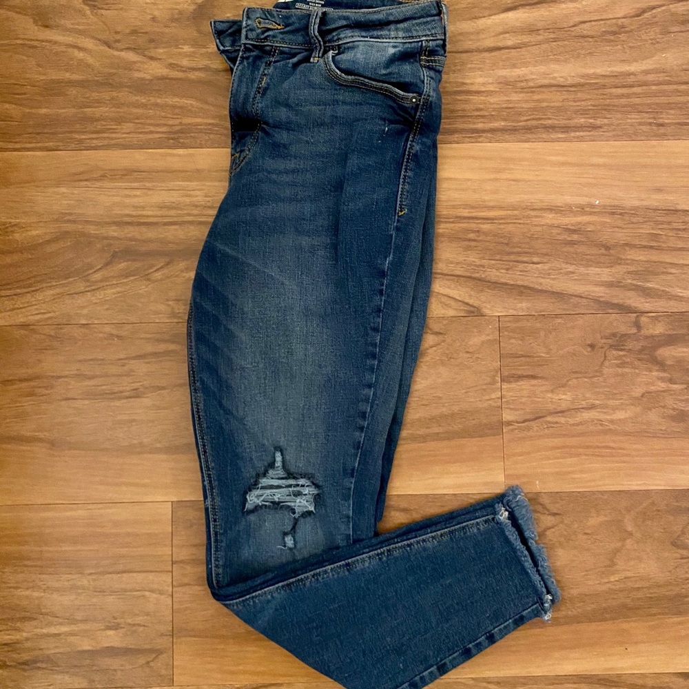 Old Navy High-Rise Skinny Jeans
